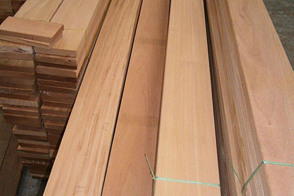 Fiji-Mahogany-decking2